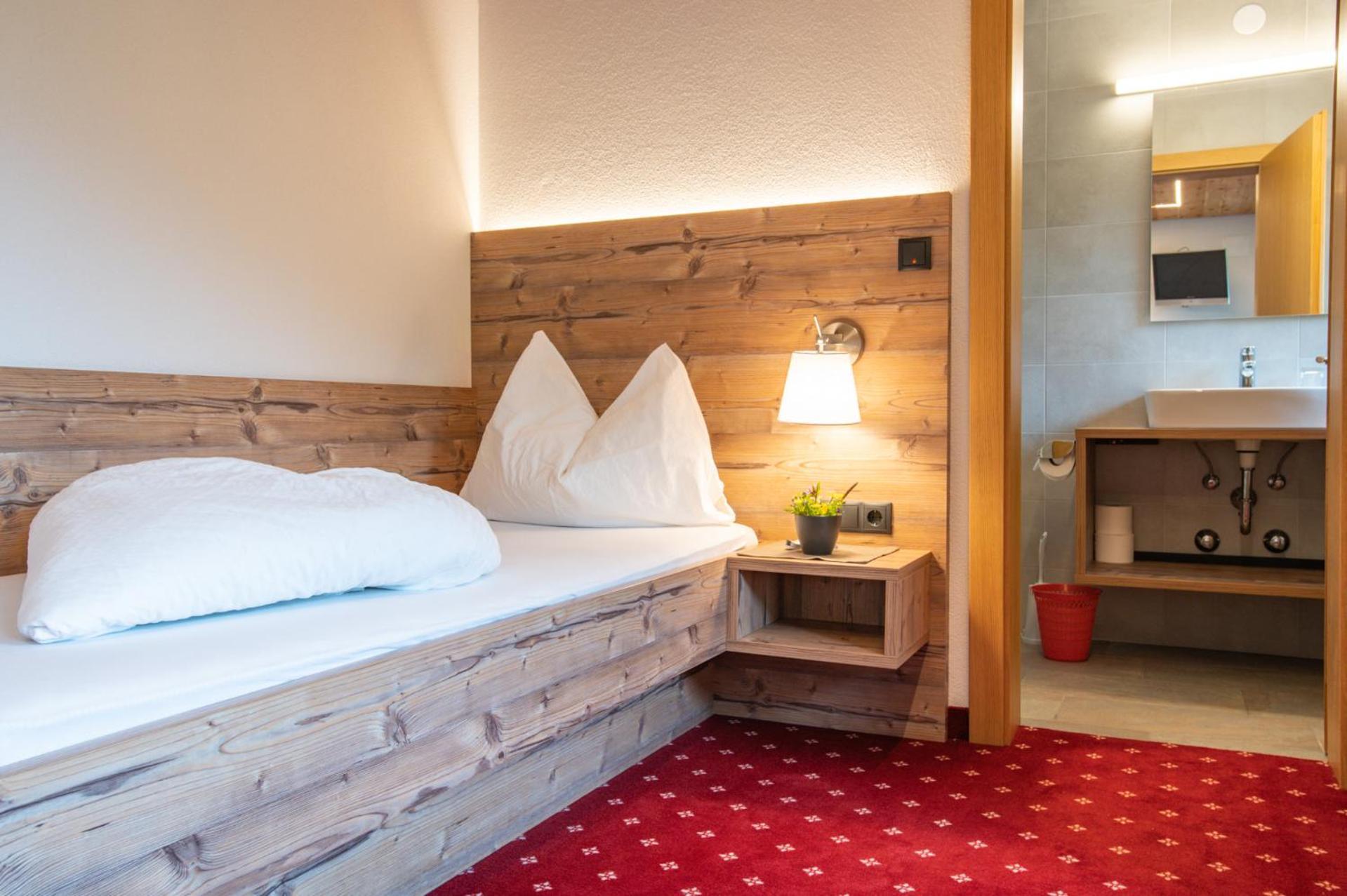 Hotel Pichlerhof Riva di Tures Esterno foto